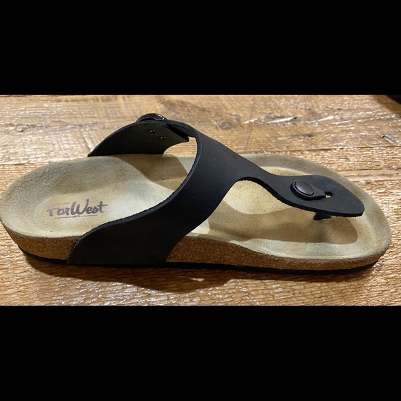 New - Picture 2 of 2